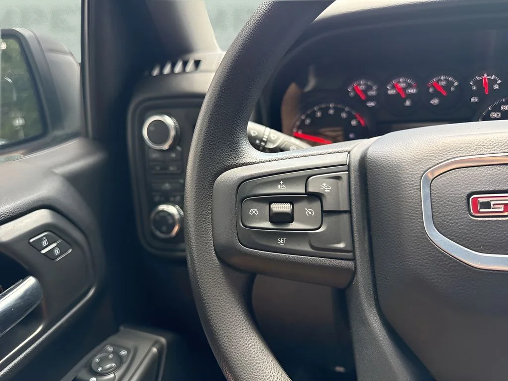 Used 2024 White GMC Pro image 24
