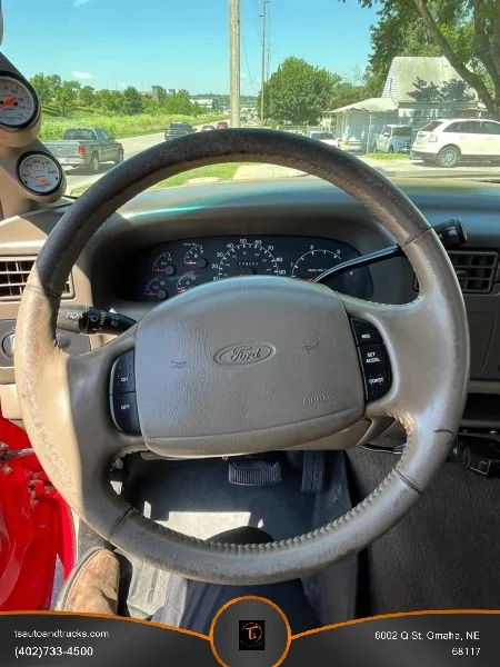 Used 2000 Red Ford Long Bed image 17