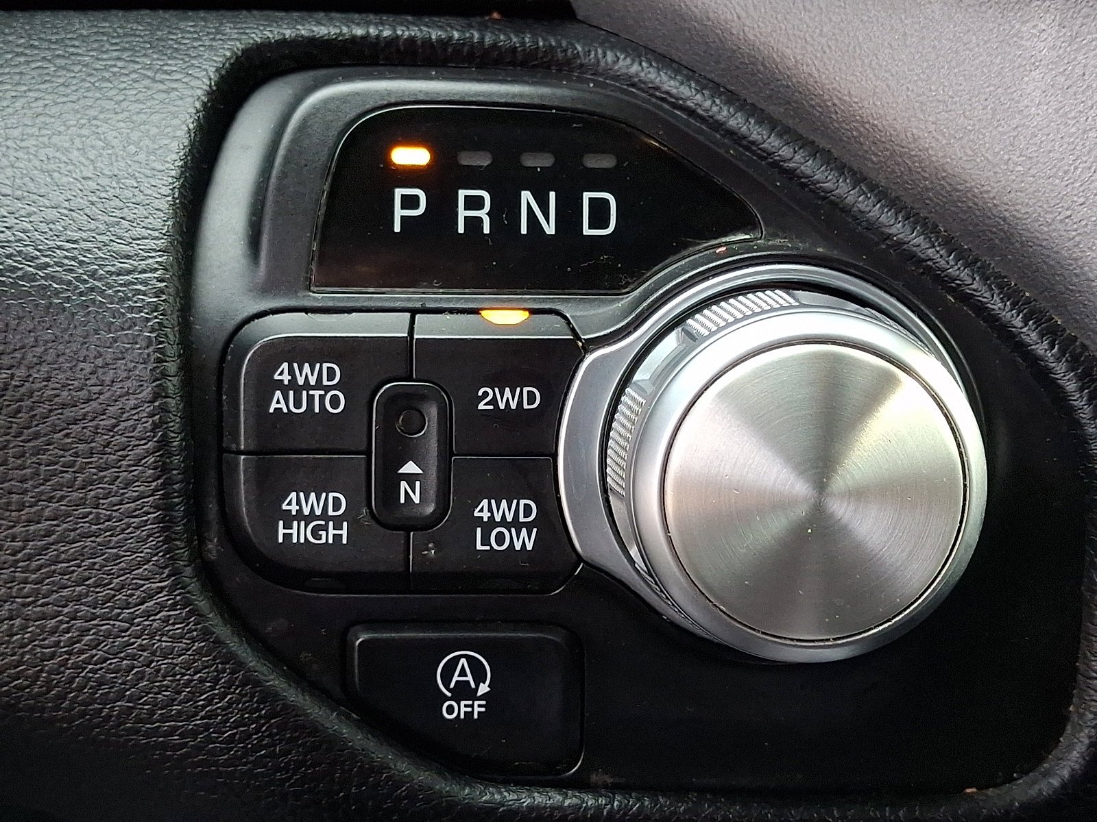 Used 2020 Delmonico Red Pearlcoat Ram Laramie image 15