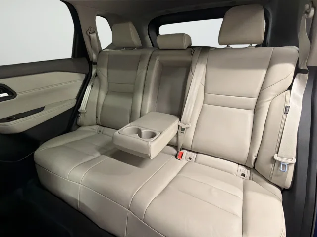 Used 2023 Blue Nissan SL image 42