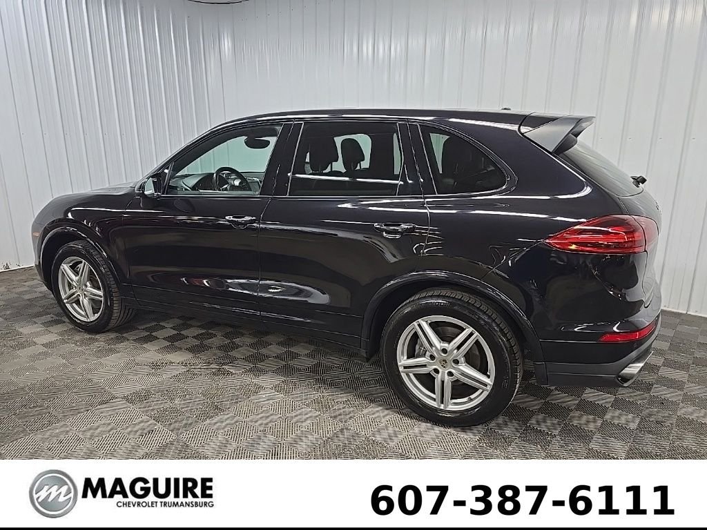 Used 2017 Black Porsche Base image 4
