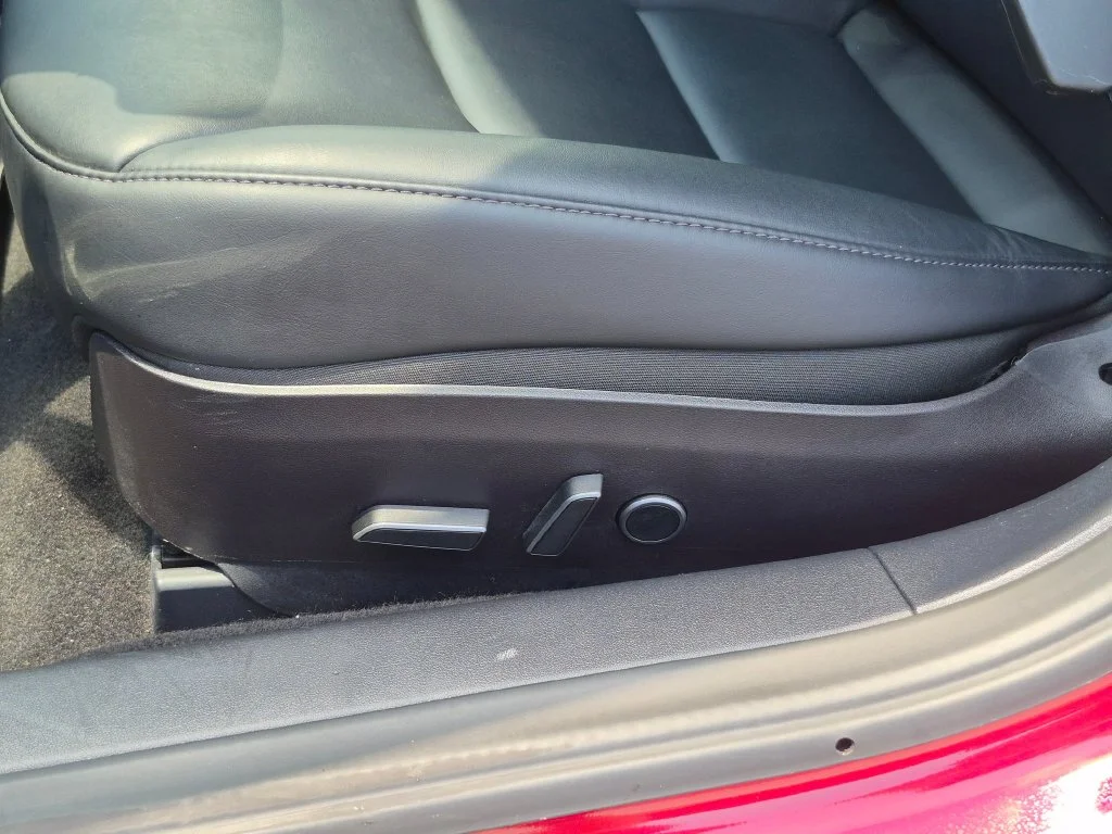 Used 2022 Red Tesla Long Range image 12