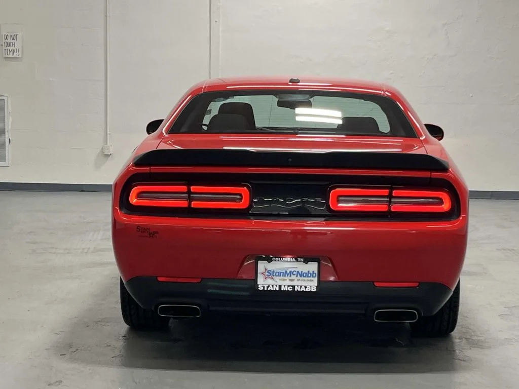 Used 2021 Torred Clearcoat Dodge R/T 5.7L HEMI 1 Owner image 7