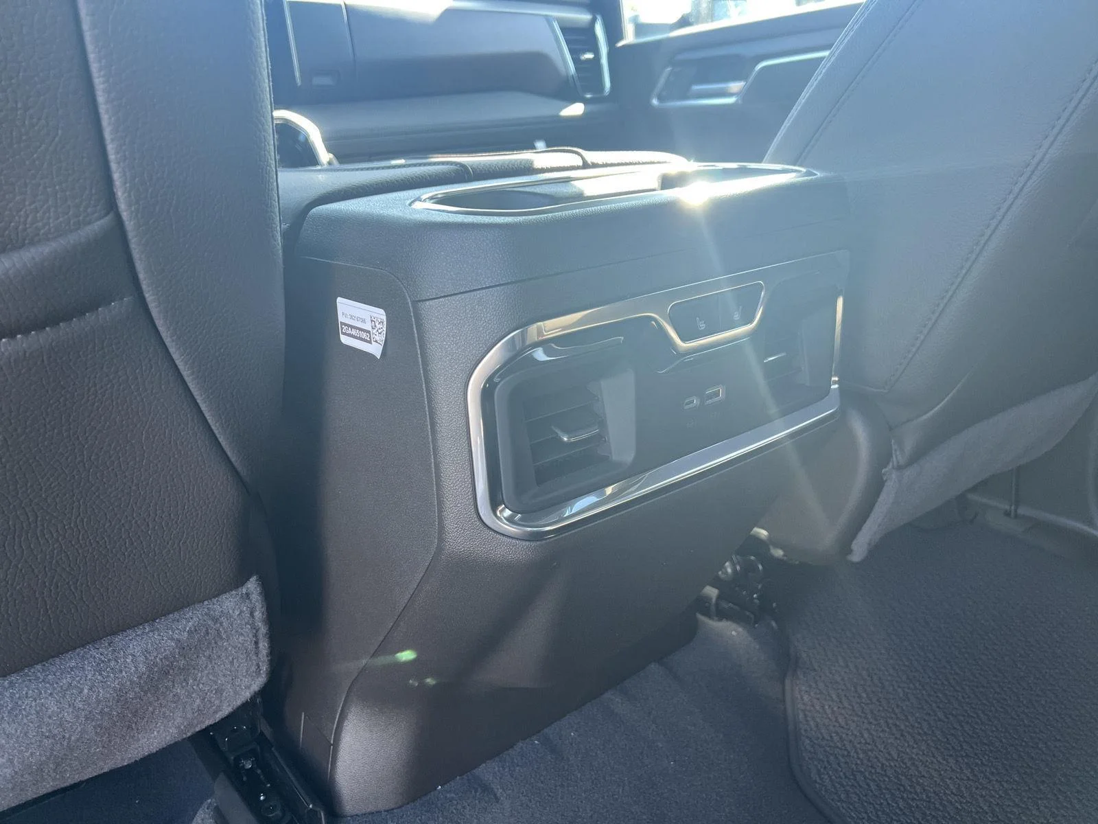 2026 GMC Sierra 3500HD Denali - Photo 33