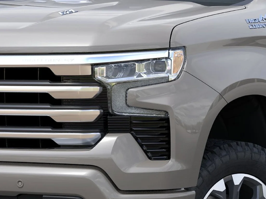 New 2026 White Sands Chevrolet High Country image 11