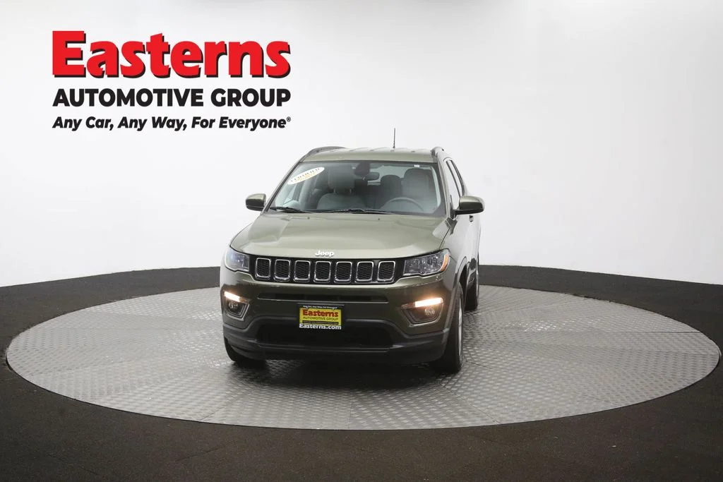 Used 2021 Green Jeep Latitude image 54