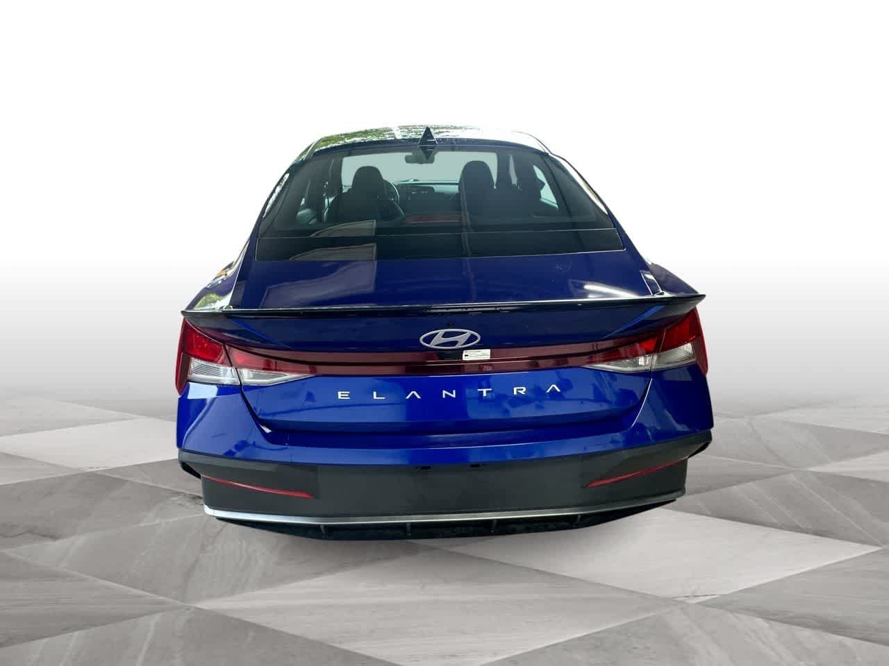 2025 Hyundai Elantra SEL - Photo 7
