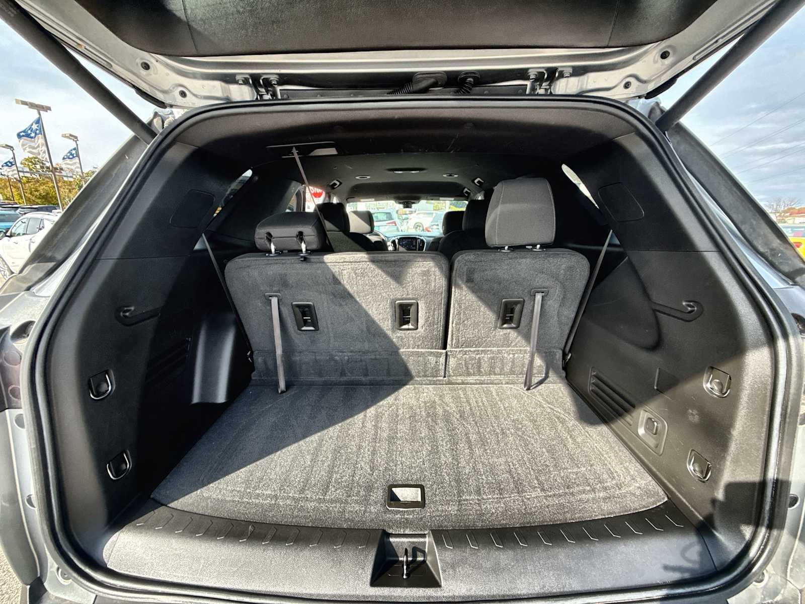 2023 Chevrolet Traverse 1LT - Photo 24