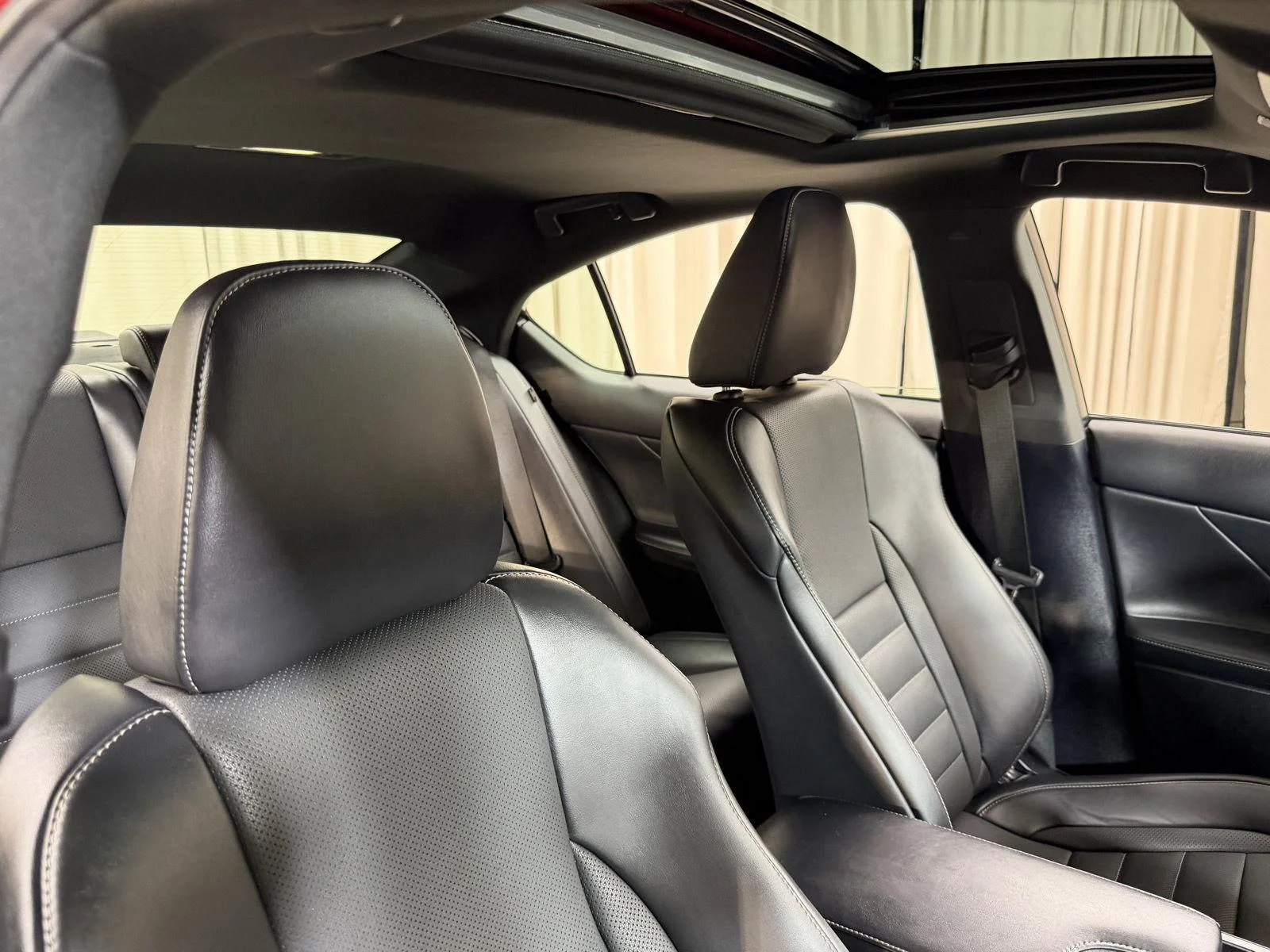 Used 2024 Infrared Lexus IS 350 F SPORT image 43