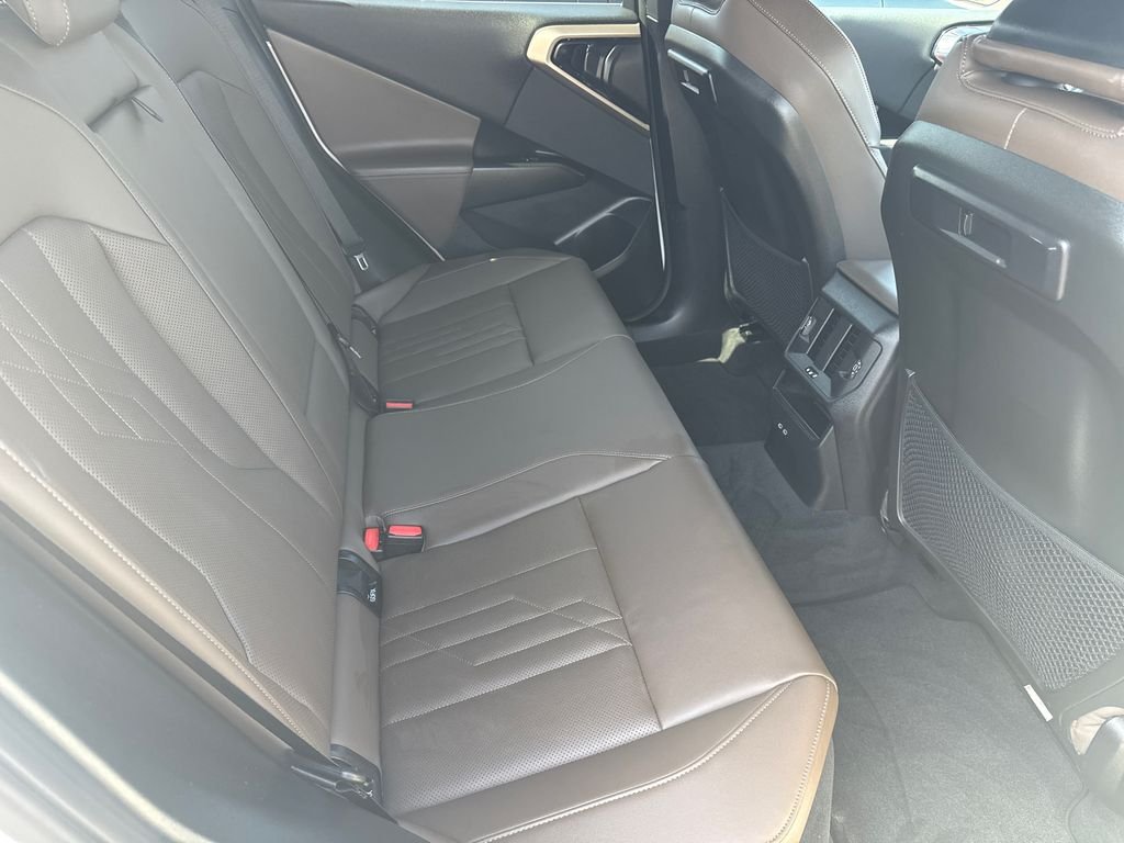 Used 2025 White BMW 30 xDrive image 16
