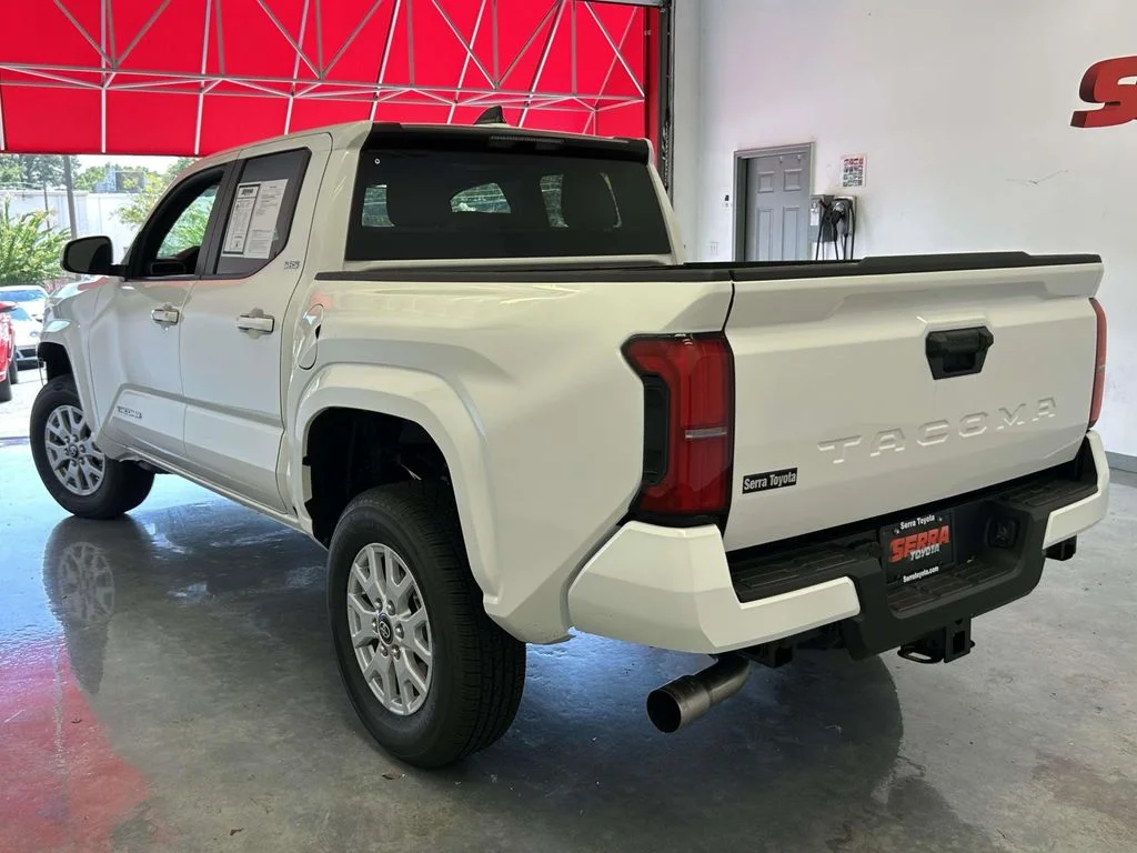 Used 2026 White Toyota SR5 image 5