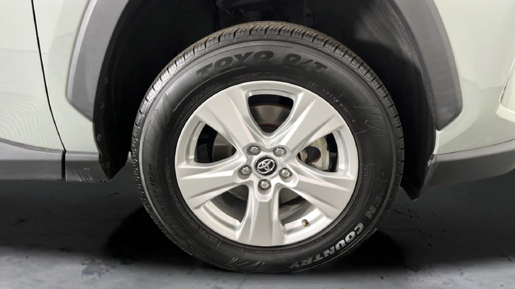 Used 2020 Green Toyota XLE image 50