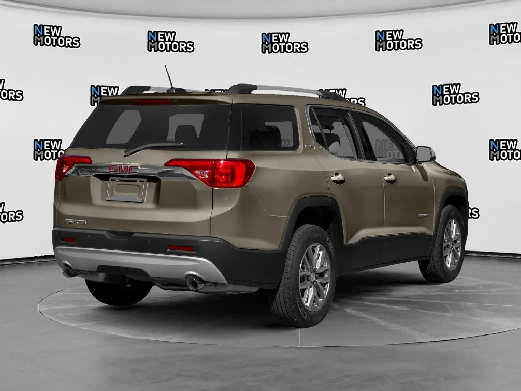 Used 2019 Pepperdust Metallic GMC SLE-2 image 2