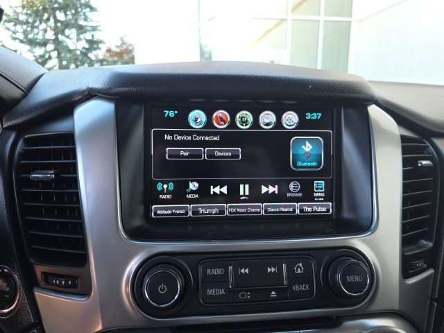 Used 2018 Beige Chevrolet Premier image 27