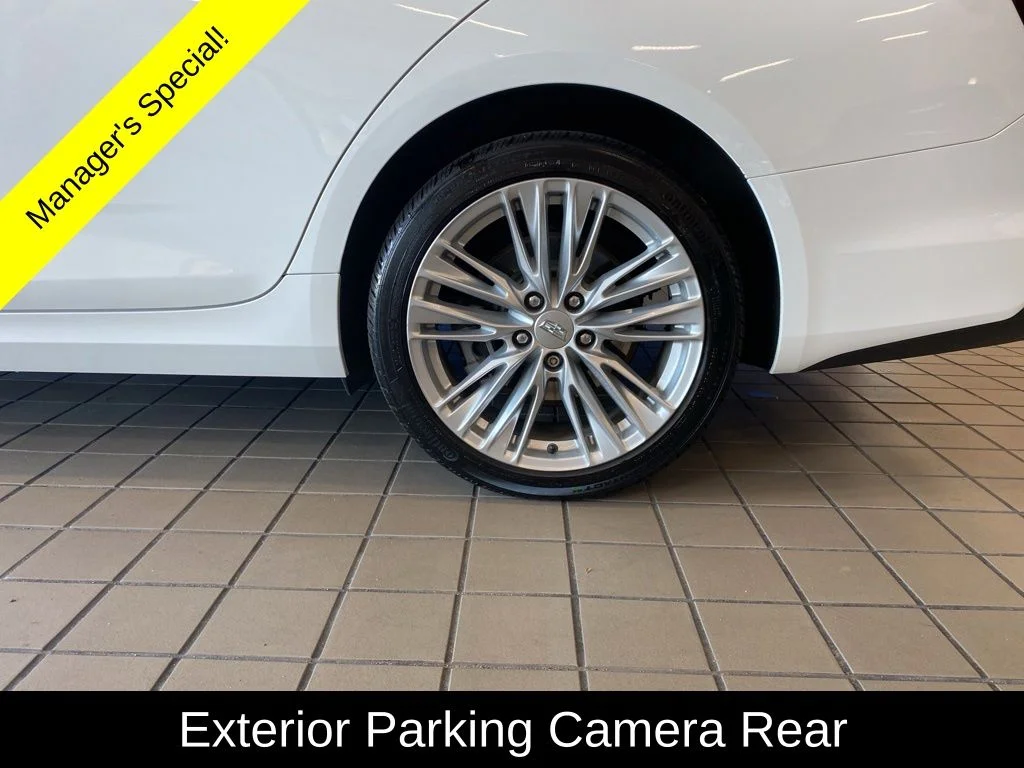 Used 2022 White Cadillac Premium Luxury image 21