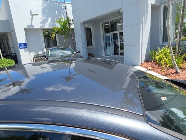 Used 2022 Gray Kia LXS image 9