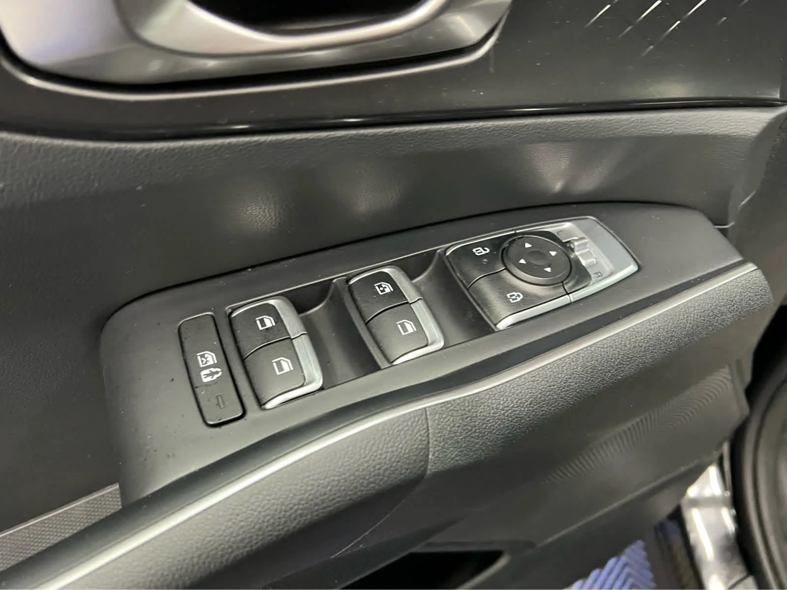 Used 2024 Ebony Black Kia S image 20