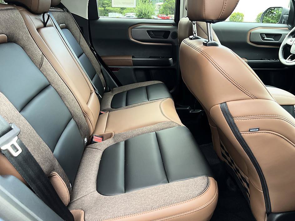 New 2026 Azure Gray Metallic Tri-Coat Ford Outer Banks® image 23
