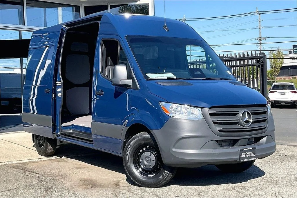 2026 Mercedes-Benz Sprinter 2500 144 WB HO's photo