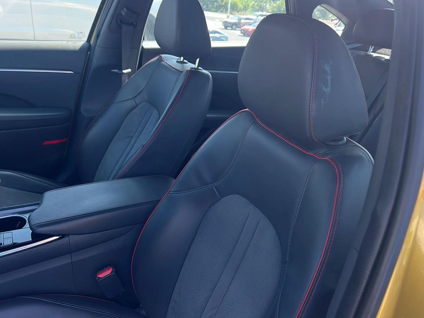 Used 2020 Glowing Yellow Hyundai SEL Plus image 10