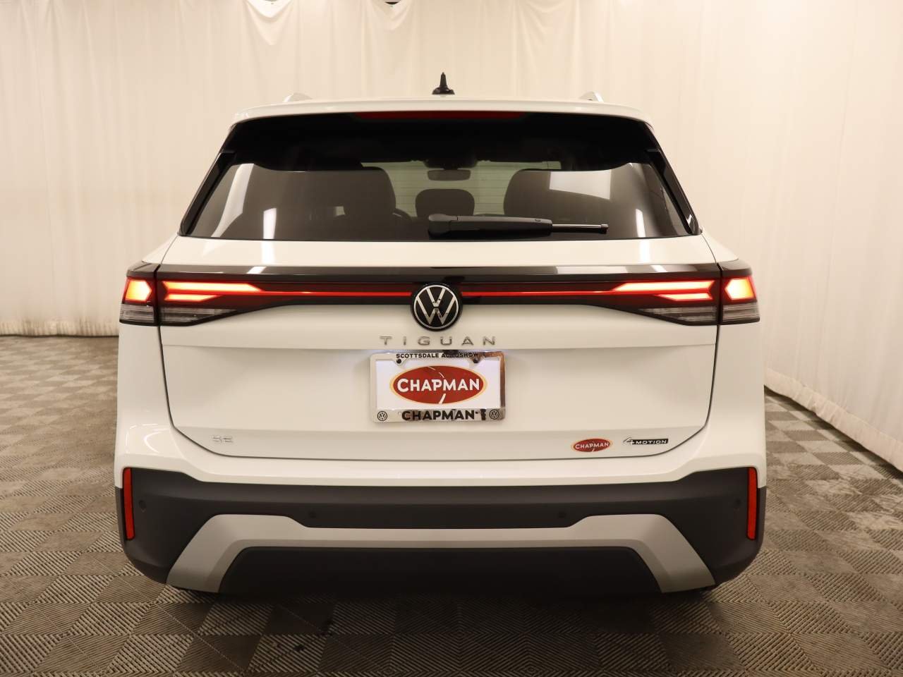 New 2026 Pure White Volkswagen SE 4Motion image 4