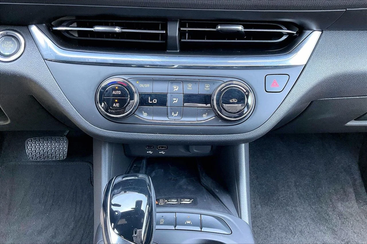 Used 2025 Gray Buick Preferred image 17