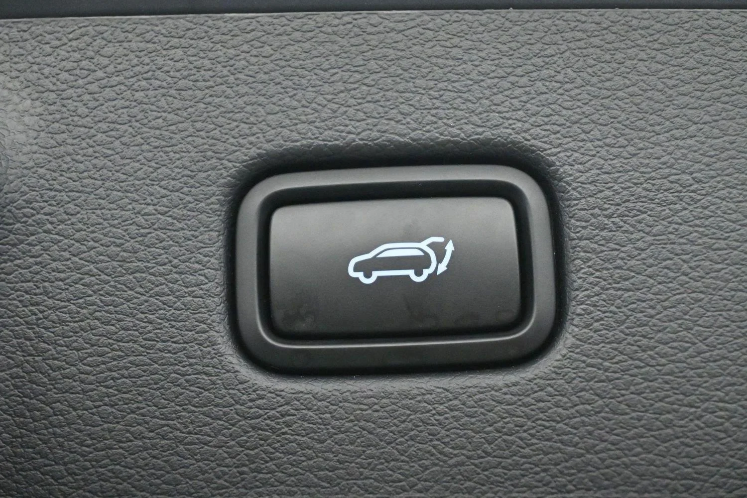 Used 2024 Gray Hyundai XRT image 9