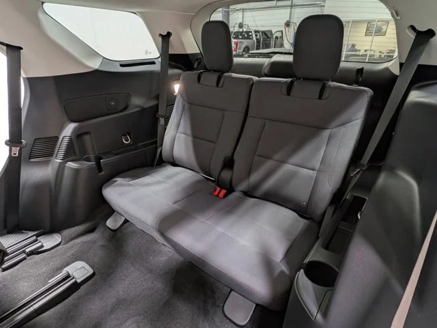 New 2026 Space White Metallic Ford Active image 46
