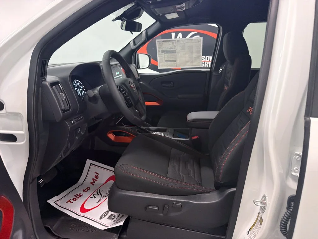 New 2027 White Nissan PRO-4X image 9
