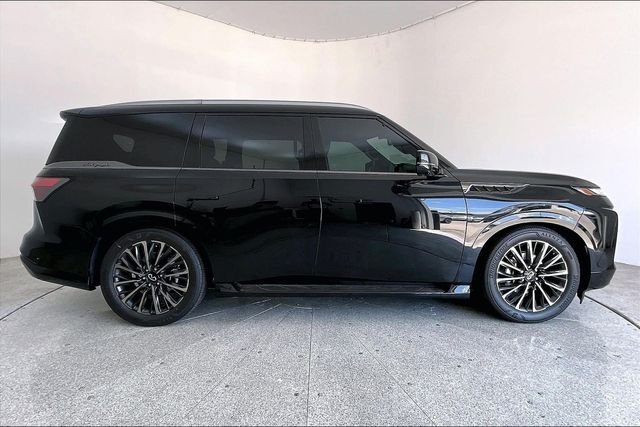 New 2027 Black INFINITI AUTOGRAPH image 8