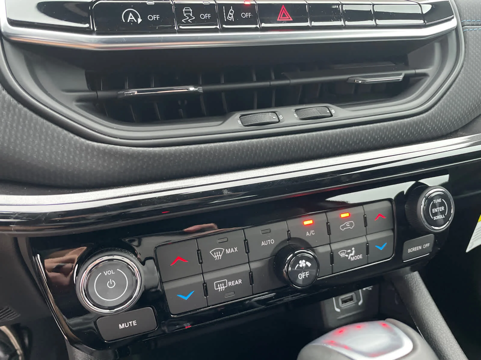 2026 Jeep Compass Altitude - Photo 26