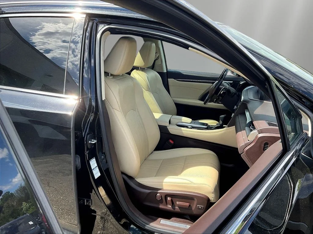 Used 2020 Obsidian Lexus 450h image 29