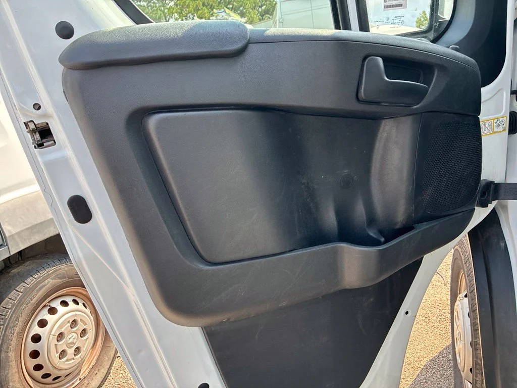 Used 2025 White Ram High Roof image 9
