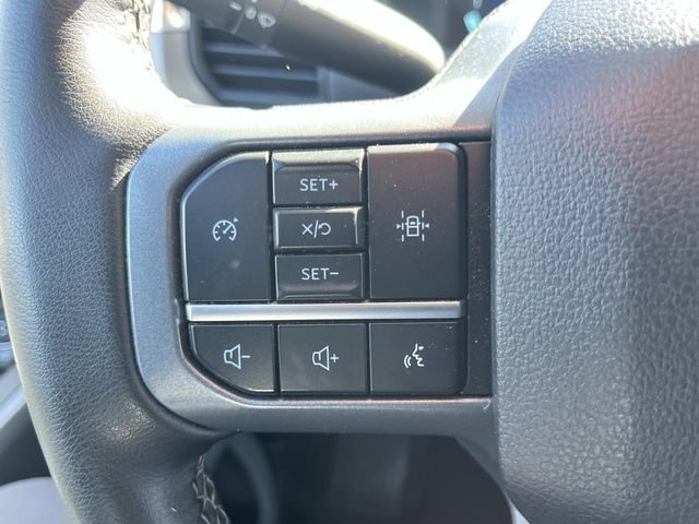 Used 2024 Silver Ford XLT image 31