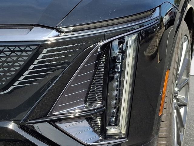 2026 Cadillac LYRIQ V Premium - Photo 9