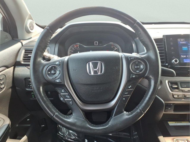 Certified Used 2023 Crystal Black Pearl Honda AWD RTL-E image 17