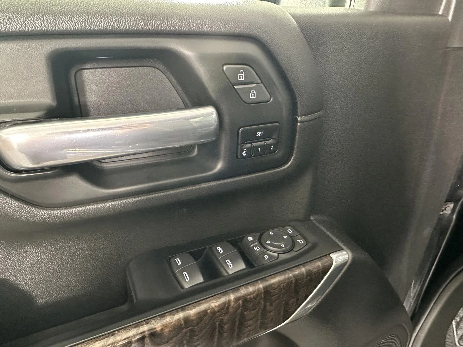 Used 2023 Ebony Twilight Metallic GMC Denali image 24