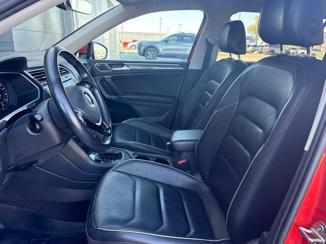 Used 2018 Orange Volkswagen 2.0T SEL Premium image 12