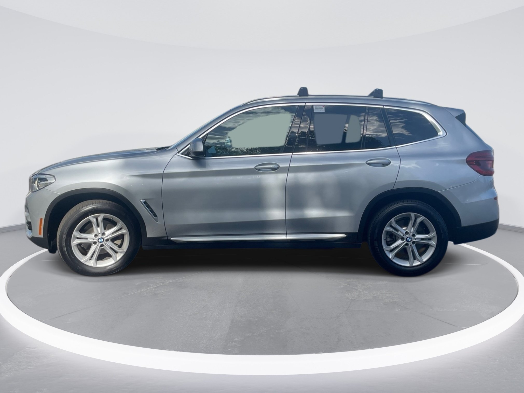 Used 2020 Glacier Silver Metallic BMW xDrive30i image 4