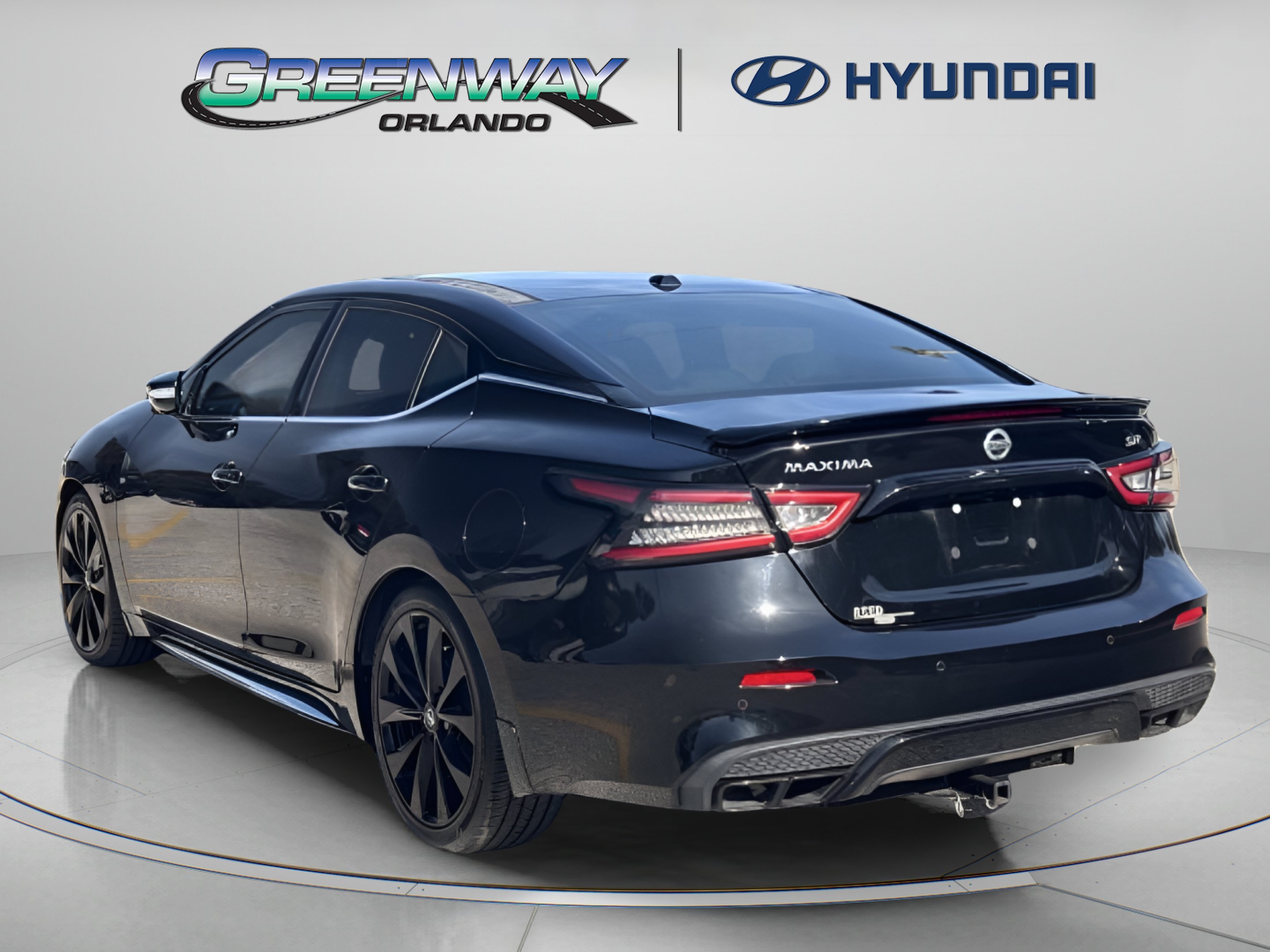 2021 Nissan Maxima SR - Photo 5