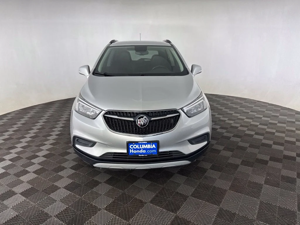 Used 2018 Silver Buick Preferred image 2