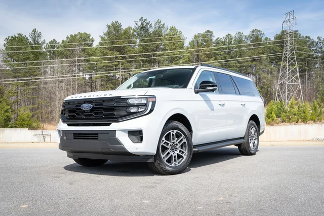 2026 Ford Expedition MAX Active