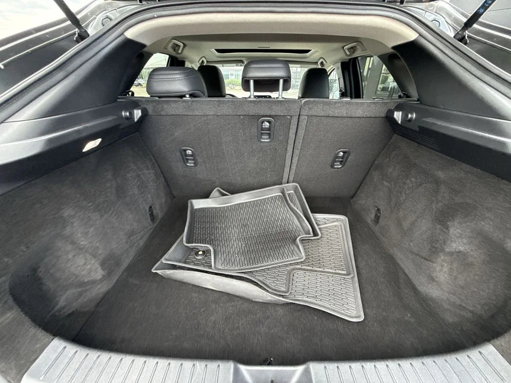 Used 2024 Gray Mazda 2.5 S Preferred Package image 26