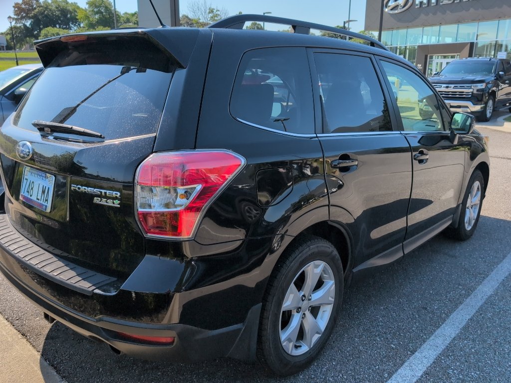 Used 2014 Crystal Black Silica Subaru 2.5i Touring image 6