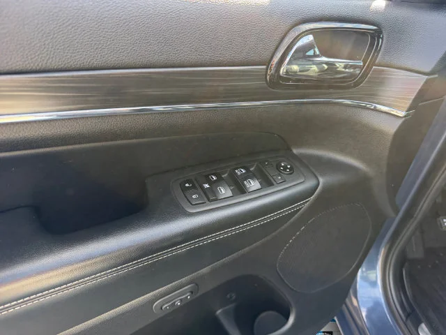 Certified Used 2021 Blue Jeep Limited image 15