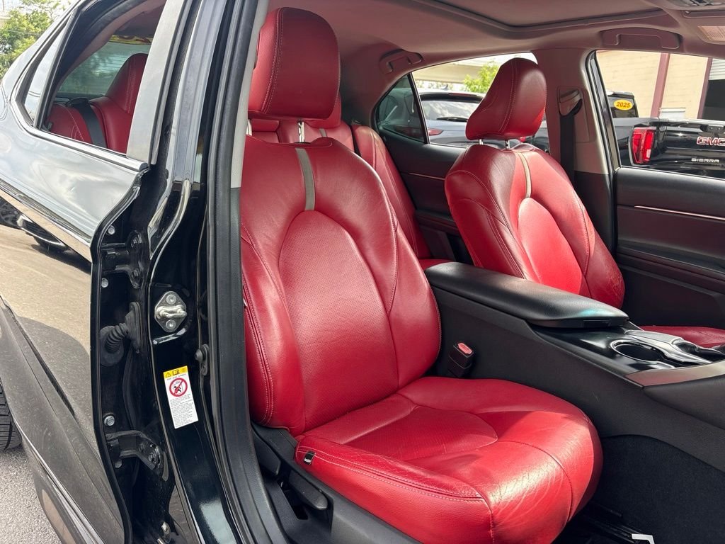 Used 2019 Black Toyota SE image 16