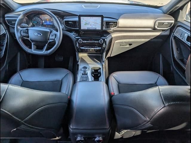 2023 Ford Explorer ST-LINE - Photo 17