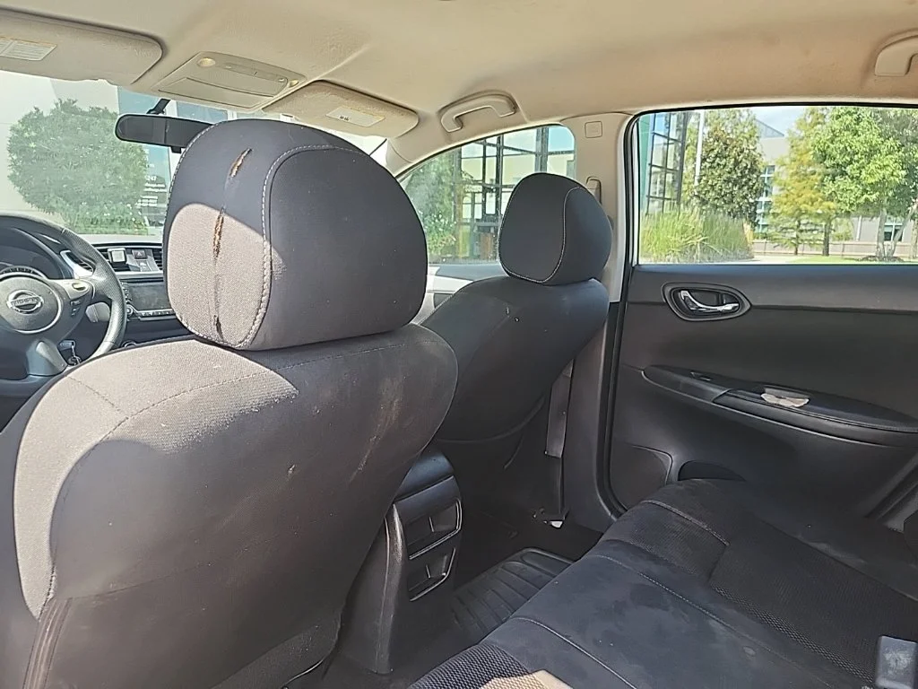 Used 2018 Silver Nissan S image 4