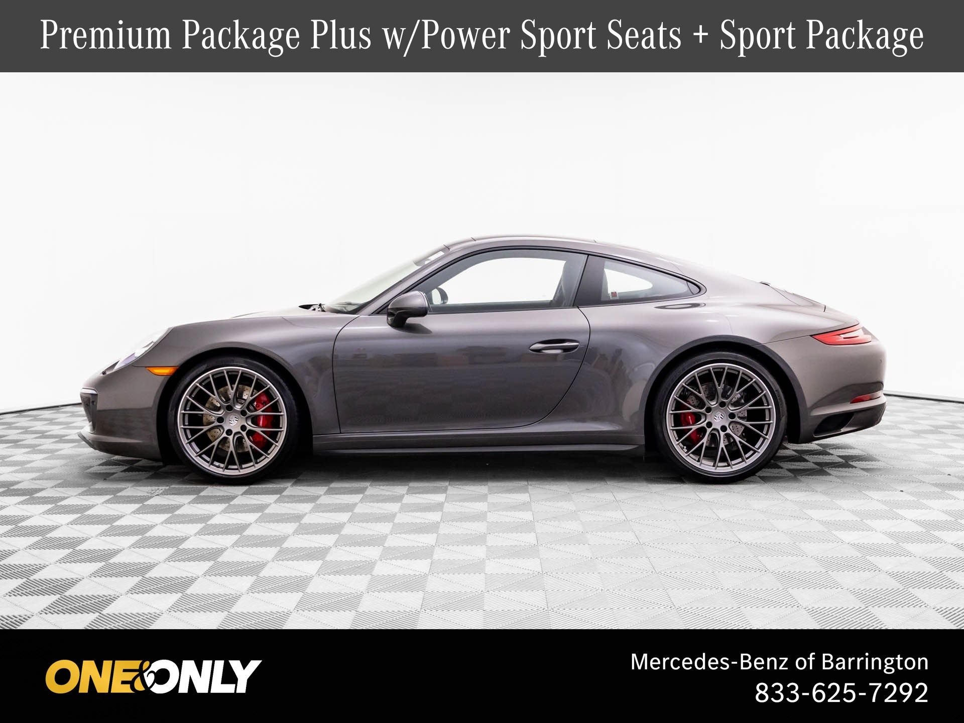 Used 2017  Porsche Carrera 4S image 2