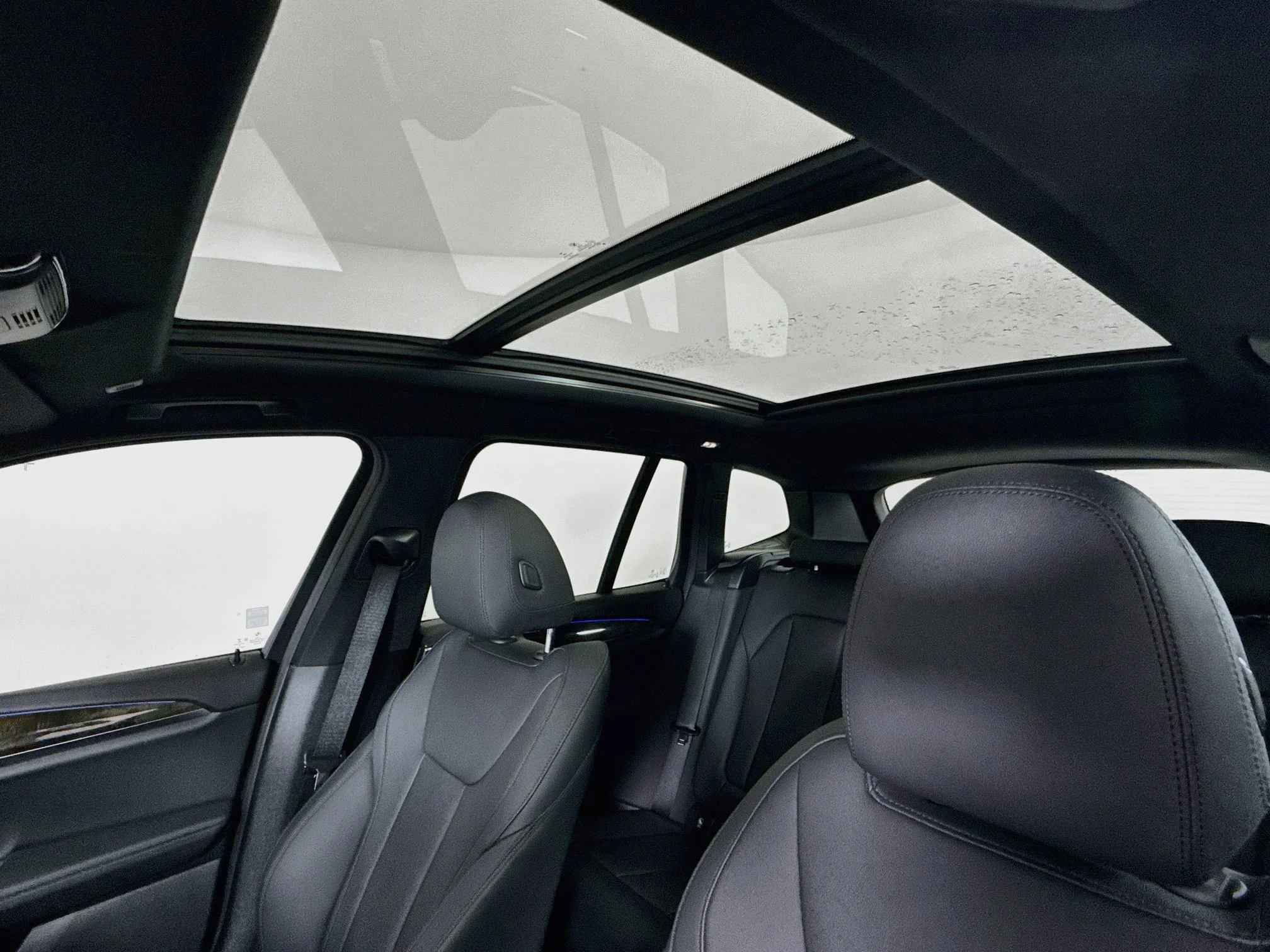 Used 2020 Dark Graphite Metallic BMW xDrive30i image 14